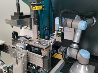 Robotic LeitVIEW measurement and Pick & Place module
